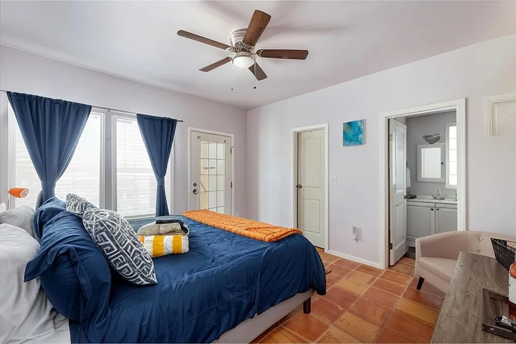 14602 Villa Maria Isabel — Photo 4