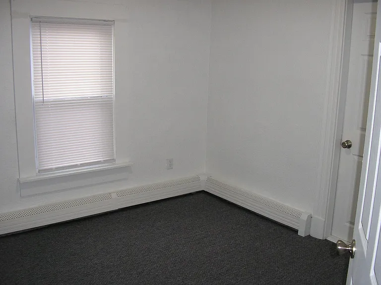 16 Beech St #2 — Photo 12