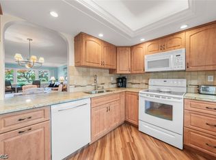6102 Augusta Dr APT 207, Fort Myers, FL 33907