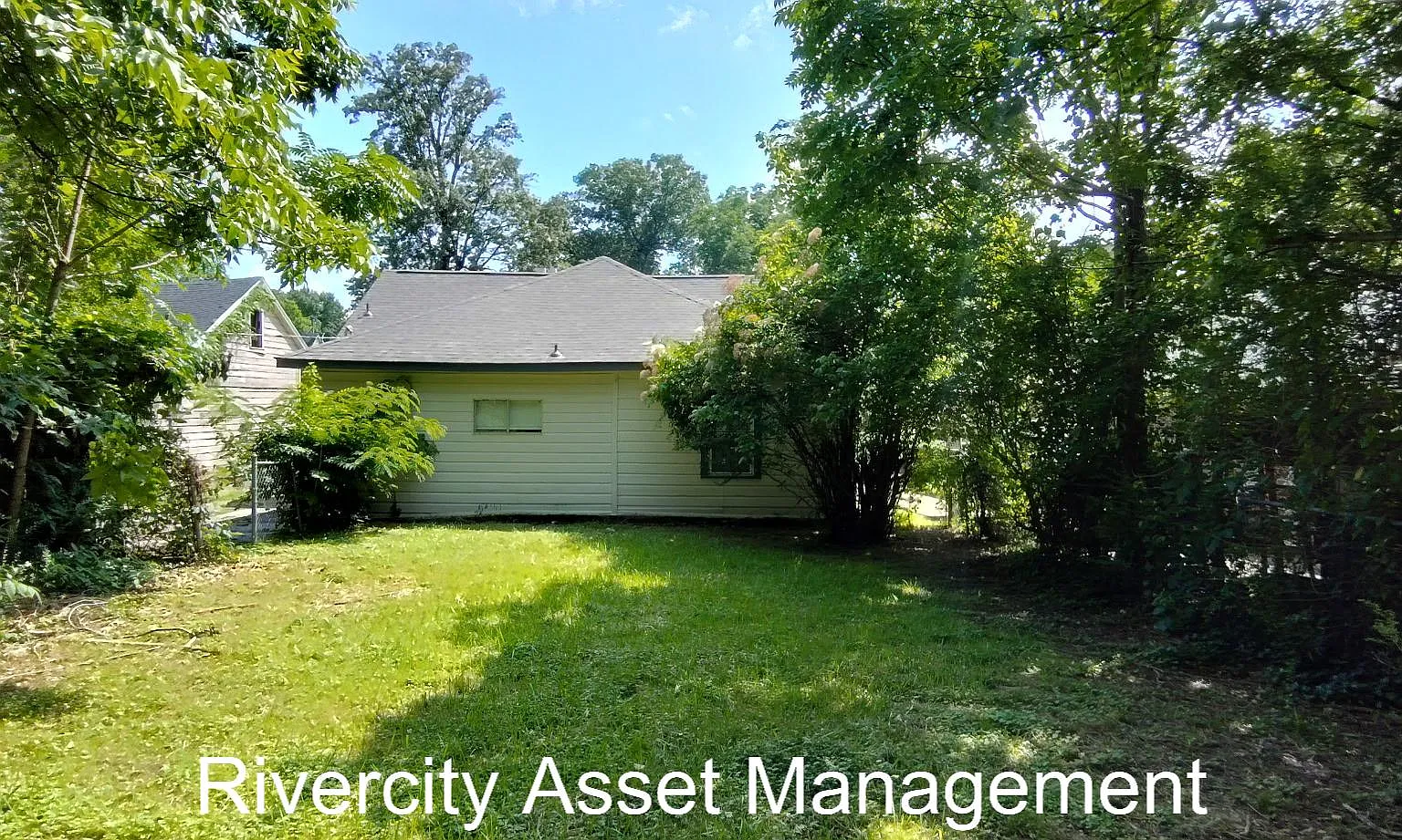 3 bed, 1443 sqft, $1,145 — Photo 2