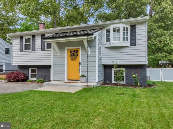 1152 Claire Rd, Crownsville, MD 21032