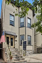 812 18th Street