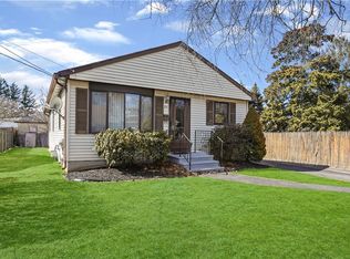 93 Hilton Ave, Riverside, RI 02915
