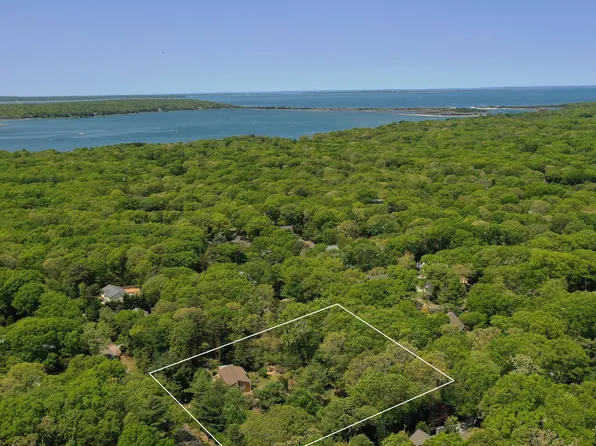 93 Copeces Ln, East Hampton, NY 11937