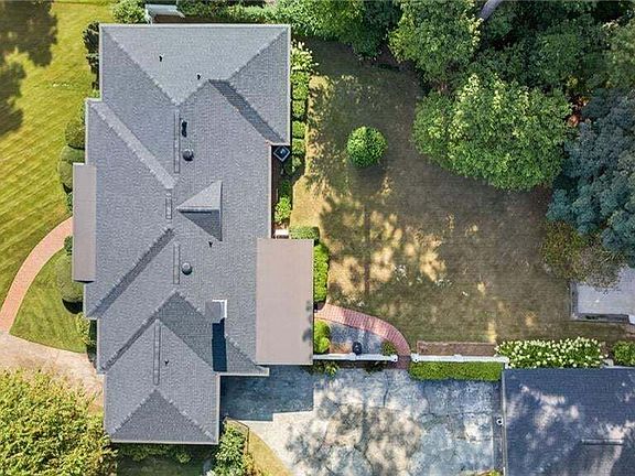 3rd image of 3199 Wynn Dr