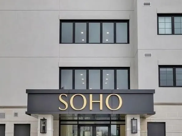 3817 Howard Ave #307, Windsor, ON N9E 0B5