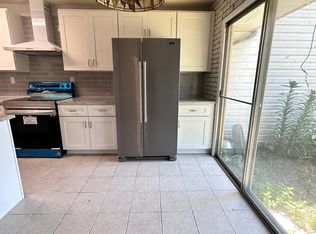 366 Juniper Ct, Herndon, VA 20170