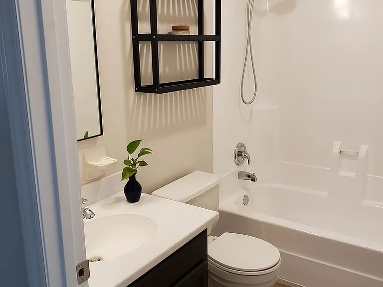 4362 Hunters Club Dr — Photo 9