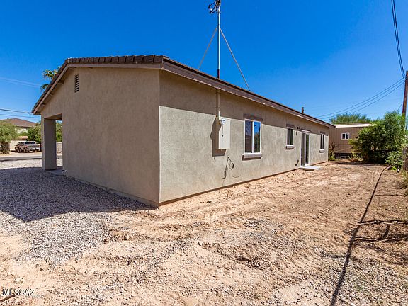 4th image of 6170 S Del Moral Blvd
