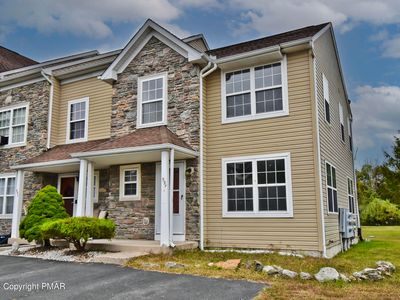 59 Lower Ridge View Cir, East Stroudsburg, PA, 18302