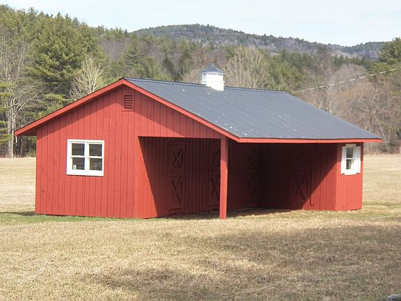 3 Stall Barn
