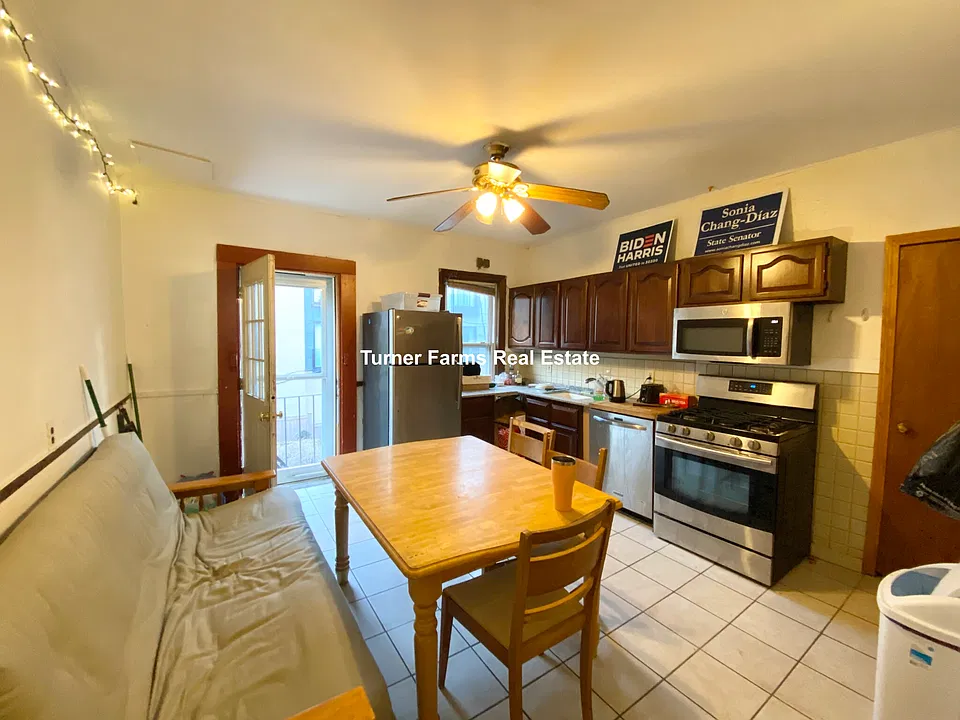 6 Sewall St #2F