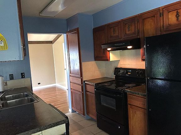 3rd image of 1304 Anna Lee Dr