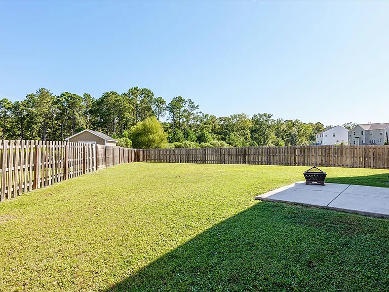 4704 Southwind Rd — Photo 6