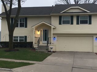 4213 SE 22nd St, Des Moines, IA 50320