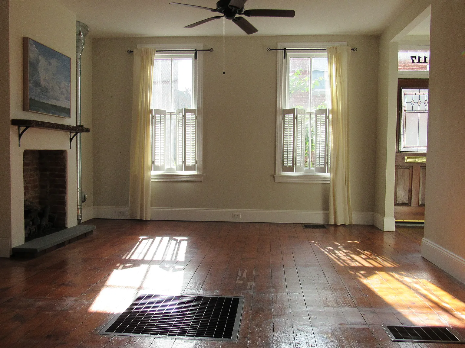 2 bed, 1.5 bath, 1248 sqft, $3,000 — Photo 3