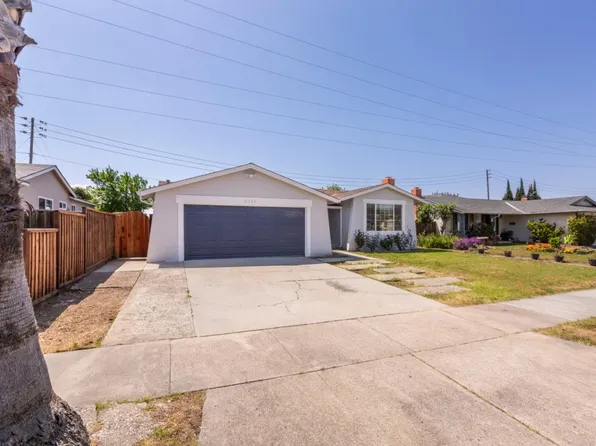 2749 Scottsdale Dr, San Jose, CA 95148