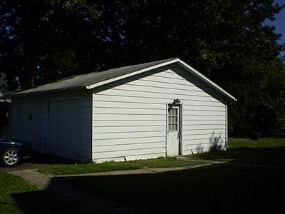 4th image of 1151 Shannon Ave