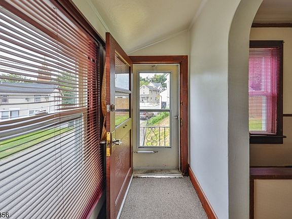 2nd image of 12 Limekiln Rd