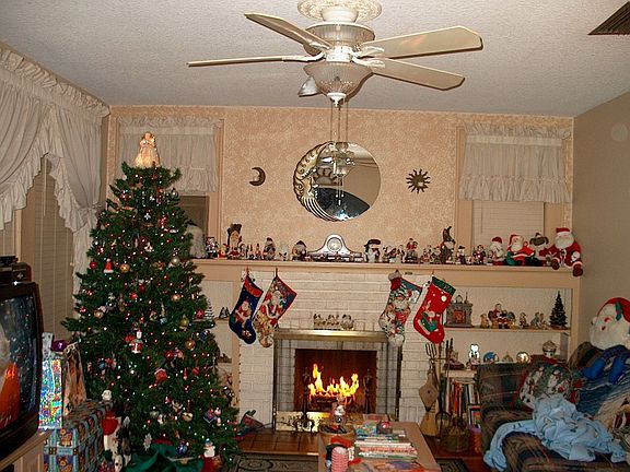 Living Room with F/P & built-ins at Christmas