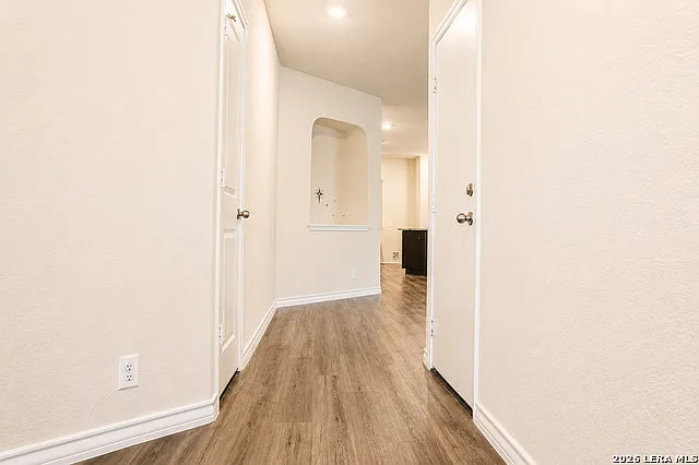 4 bed, 2.0 bath, 1884 sqft, $2,000 — Photo 4
