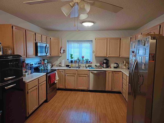 2nd image of 125 Kyfields