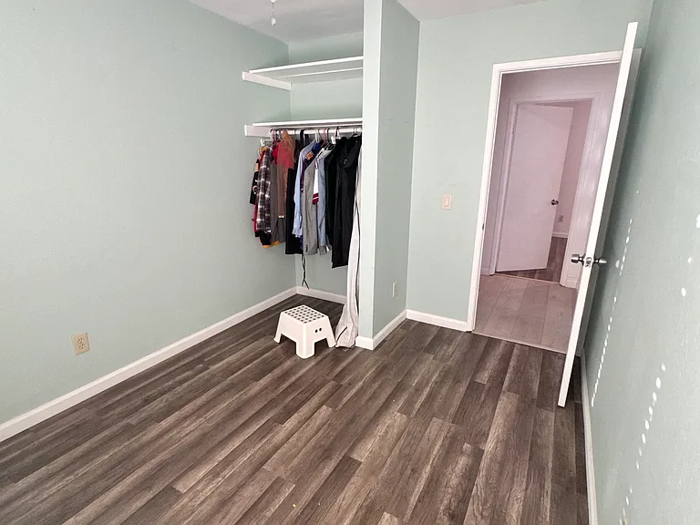10891 Sandy Hook Rd — Photo 11