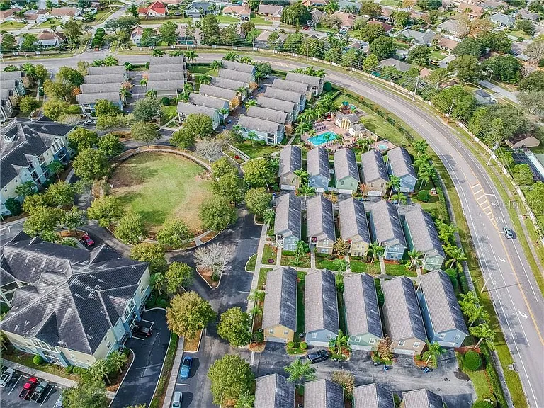 4009 Sand Palm Ct — Photo 17