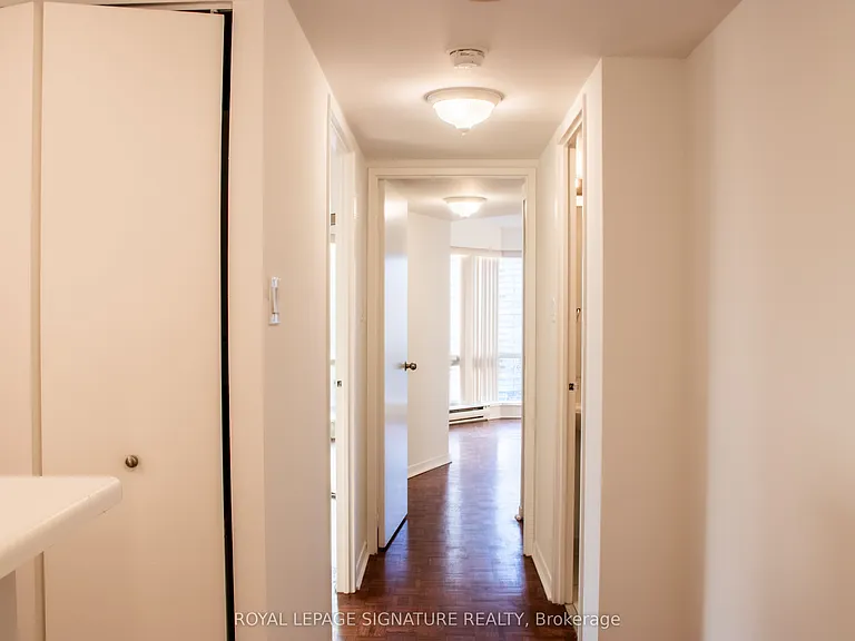 1001 Bay St #3403 — Photo 22
