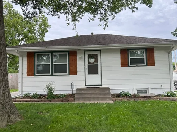 1011 Hartley St, Lincoln, NE 68521