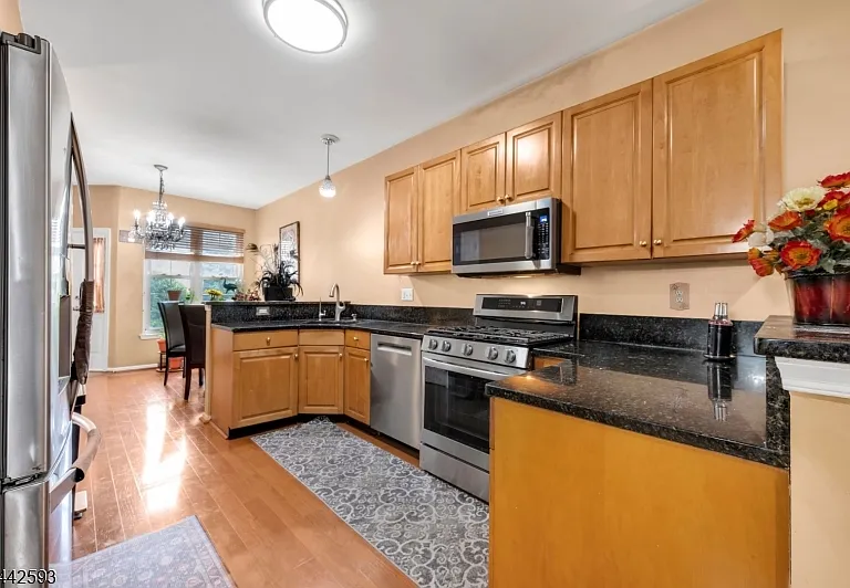 178 Crown Point Rd — Photo 3