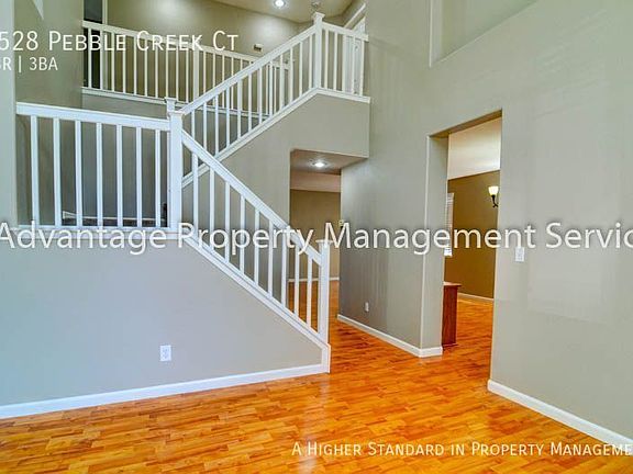 5th image of 2528 Pebble Creek Ct