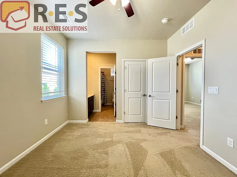 2331 Lodgepole Creek Dr — Photo 12