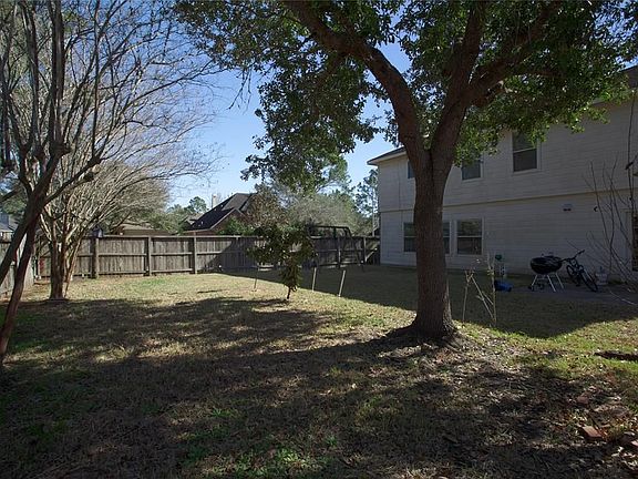3rd image of 3335 Glenhill Dr