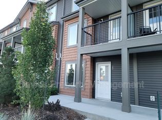 3025 151st Ave NW #22, Edmonton, AB T5Y3W4