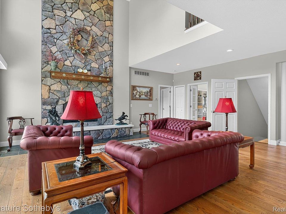 12700 Shaffer Rd, photo 15