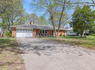 2165 E Langston St, Springfield, MO 65804