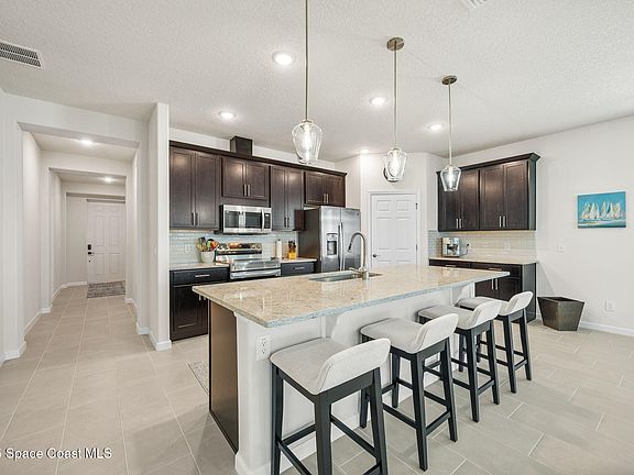 2nd image of 2480 Roygaris St NW