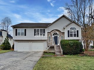 5721 Graceland Dr, Powder Springs, GA 30127
