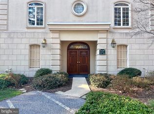2025 S Queen St APT 232, York, PA 17403