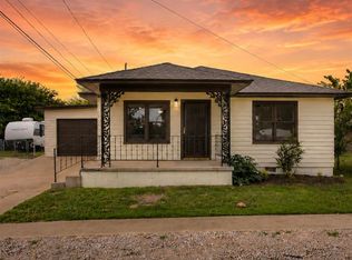 906 W Ridgewood St, Shawnee, OK 74801