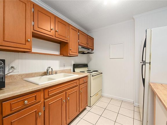 3rd image of 25801 Lake Shore Blvd APT 77