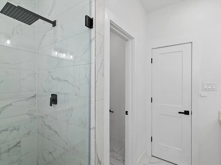 3026 Live Oak St — Photo 18