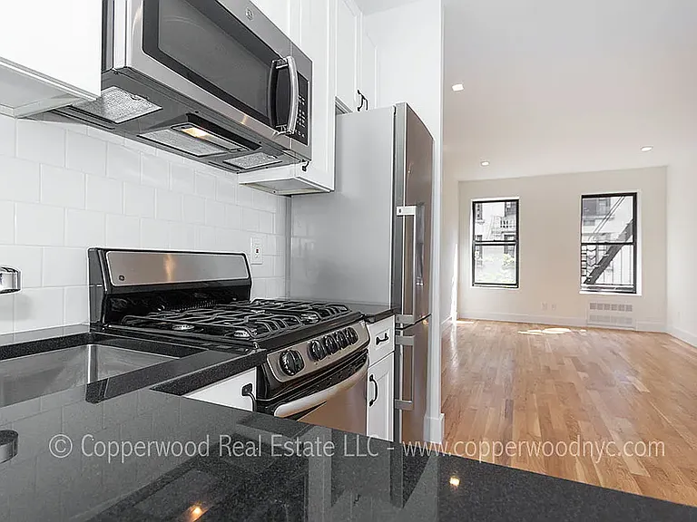 121 E 82nd St #16 — Photo 6