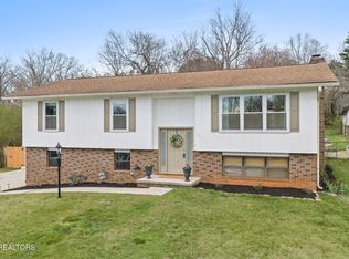 7920 Hallsdale Rd, Knoxville, TN 37938