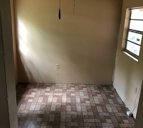 5th image of 145 W 78th St