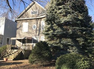 3832 N Kedvale Ave, Chicago, IL