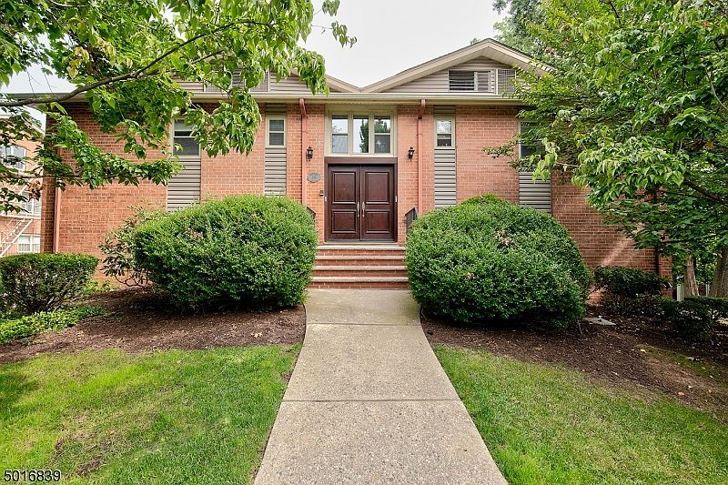 1st image of 361 Claremont Ave #C6101-1