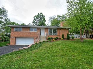9340 S 86th Ct, Hickory Hills, IL