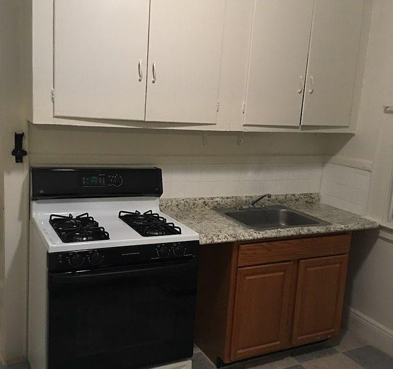 1st image of 14 Stockman Pl Floor 3